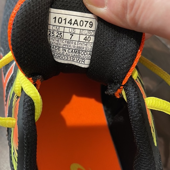 ASICS sneakers - Picture 3 of 4